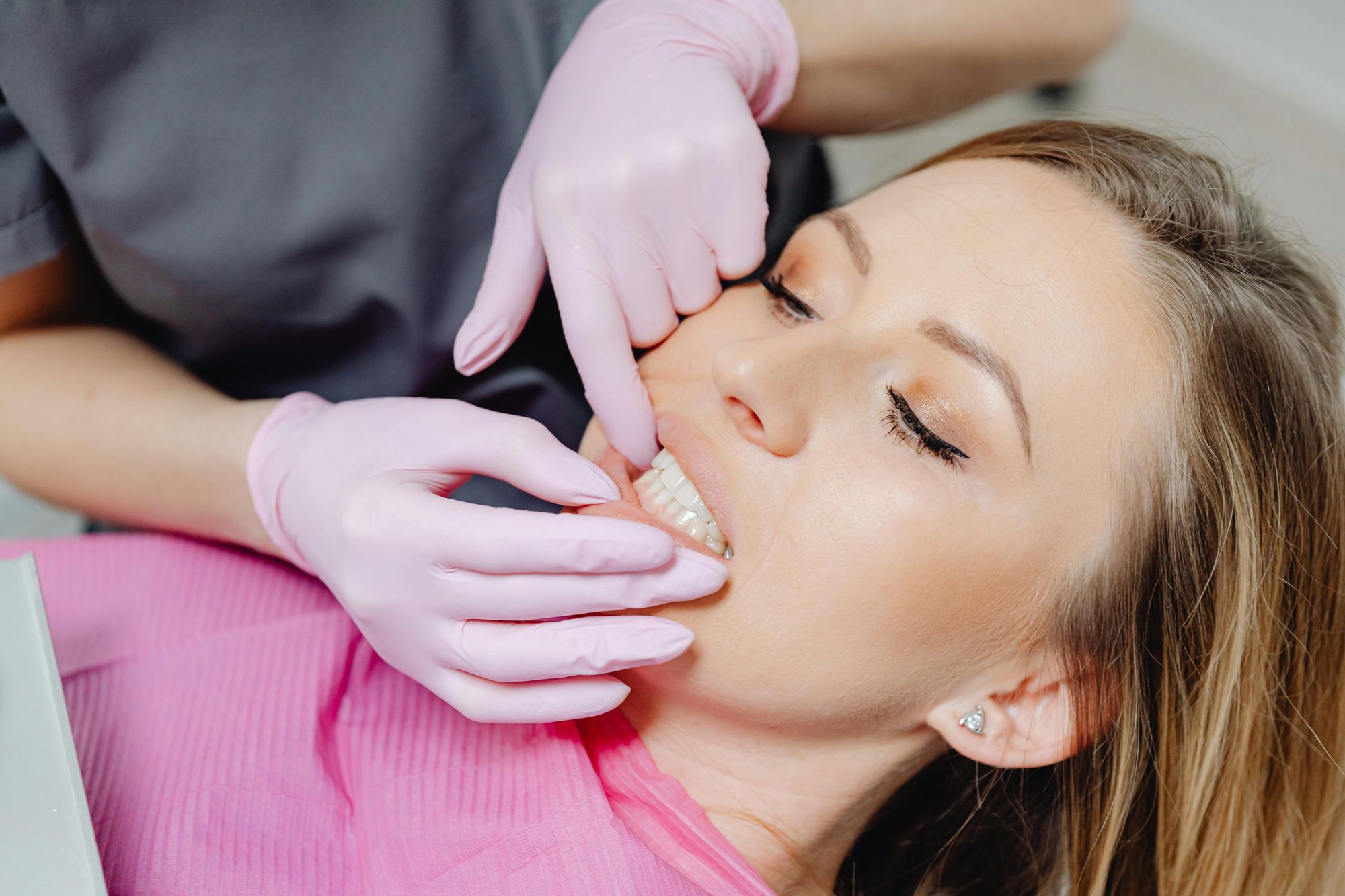 Effective Gum Disease Treatment for Healthy Gums and Smile